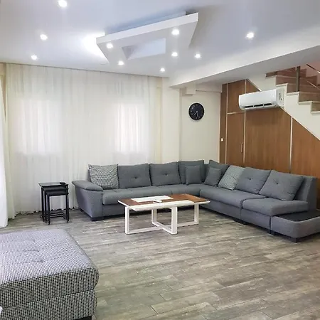 Maymana Villa